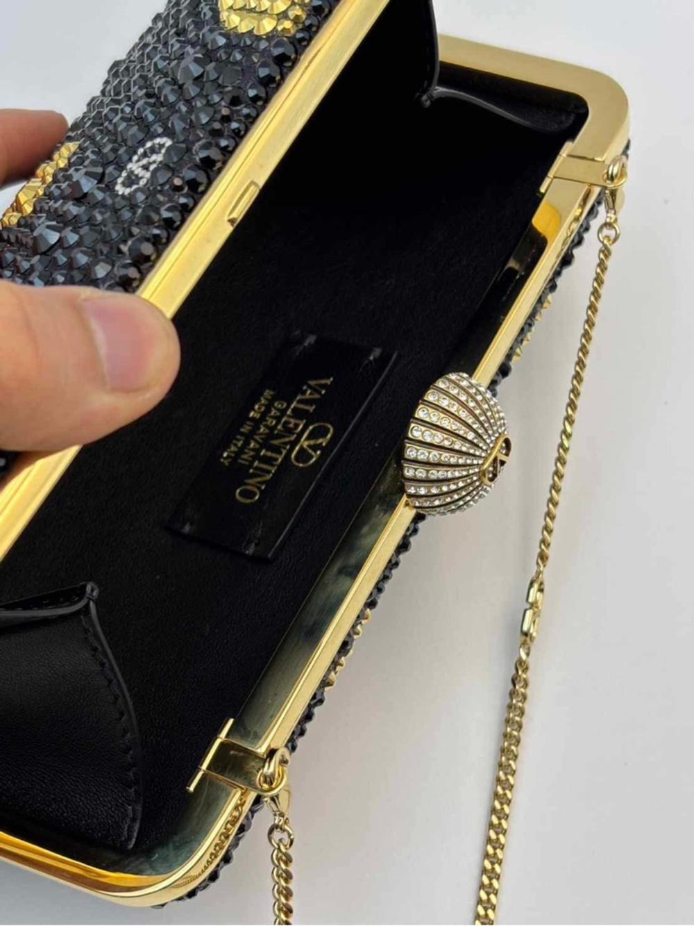 Valentino Black and Gold Crystal Heart Evening Clutch with Chain - Picture 15 of 16